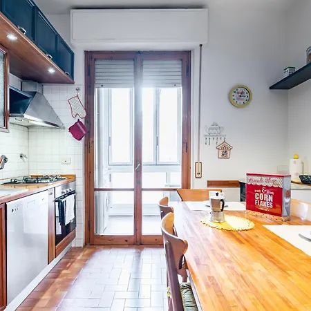 شقة Visarno & Roomy Flat X6 With Parking *
