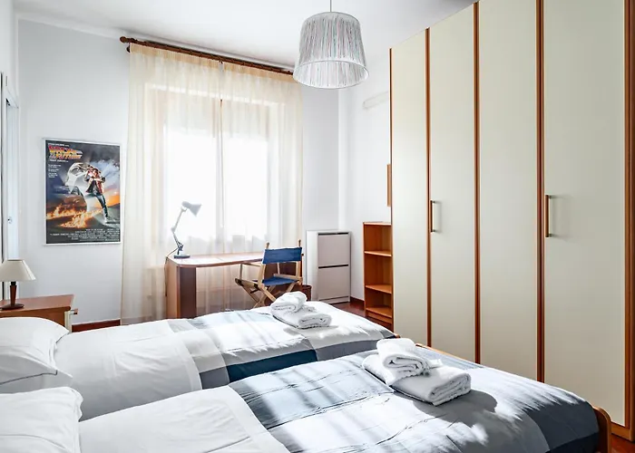 Guesthost - Visarno & Roomy Flat X6 With Parking