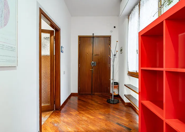 Guesthost - Visarno & Roomy Flat X6 With Parking Apartament