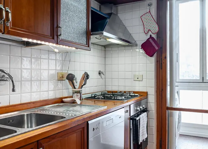 Guesthost - Visarno & Roomy Flat X6 With Parking *