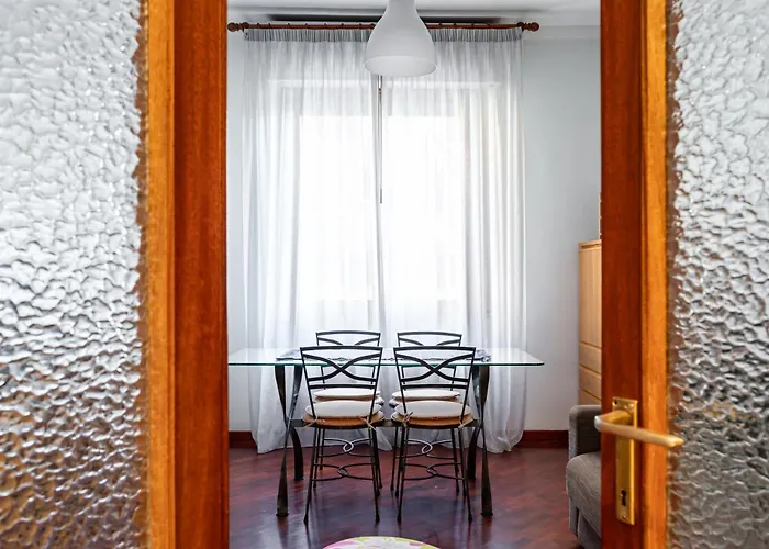 Guesthost - Visarno & Roomy Flat X6 With Parking Apartament Florencja