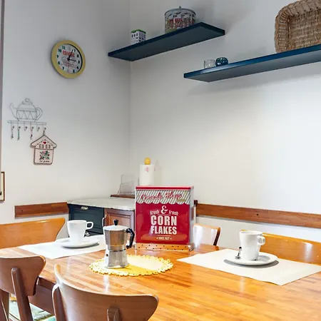 Visarno & Roomy Flat X6 With Parking דירה