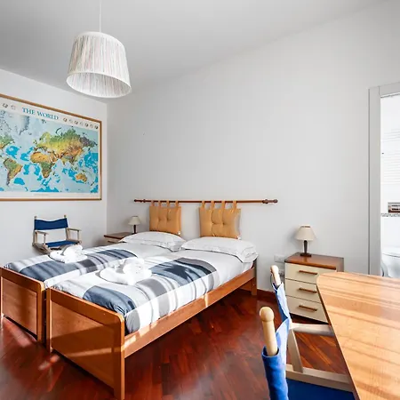 Visarno & Roomy Flat X6 With Parking *