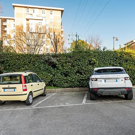 Visarno & Roomy Flat X6 With Parking * פירנצה